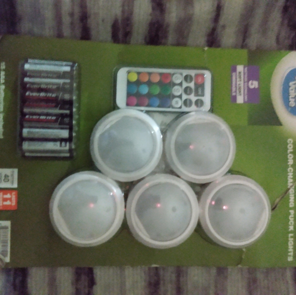 Puck lights